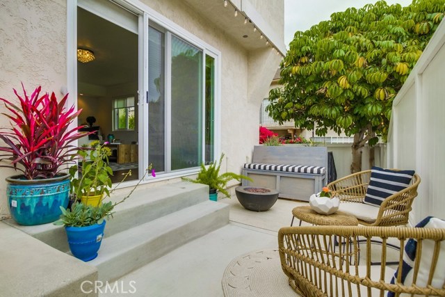 108 Irena Avenue, Redondo Beach, California 90277, 2 Bedrooms Bedrooms, ,1 BathroomBathrooms,Residential,Sold,Irena,SB18121542