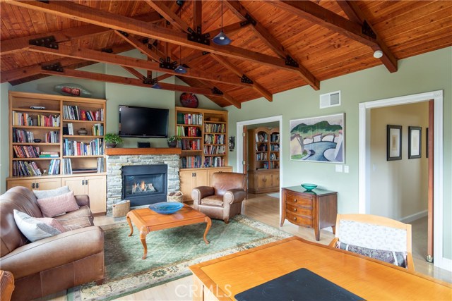 12 Westport, Manhattan Beach, California 90266, 4 Bedrooms Bedrooms, ,3 BathroomsBathrooms,Residential,Sold,Westport,SB19100631