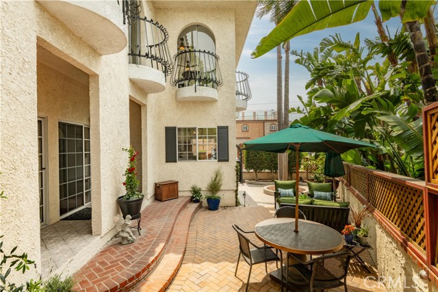 1119 9TH Street, Hermosa Beach, California 90254, 5 Bedrooms Bedrooms, ,3 BathroomsBathrooms,Residential,Sold,9TH,SB21081847