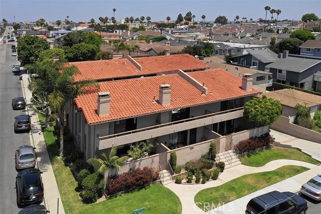 2601 Carnegie Ln#6, Redondo Beach, California 90278, 3 Bedrooms Bedrooms, ,2 BathroomsBathrooms,Residential,Sold,Carnegie Ln#6,TR19172901