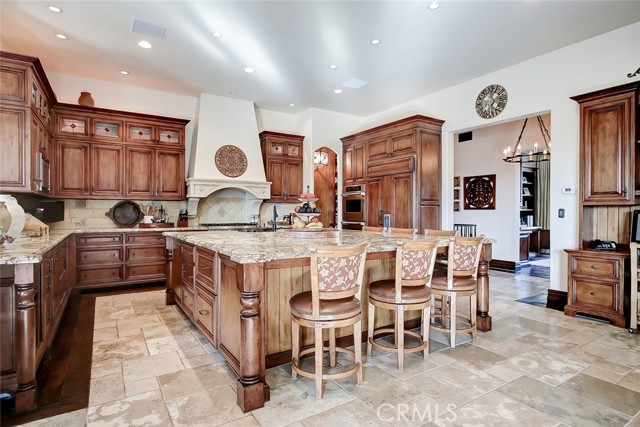 2121 Paseo Del Mar - Kitchen