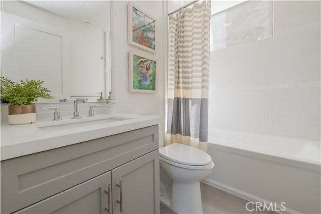 1920 Pacific Coast Highway, Redondo Beach, California 90277, 3 Bedrooms Bedrooms, ,2 BathroomsBathrooms,Residential,Sold,Pacific Coast Highway,OC20084658