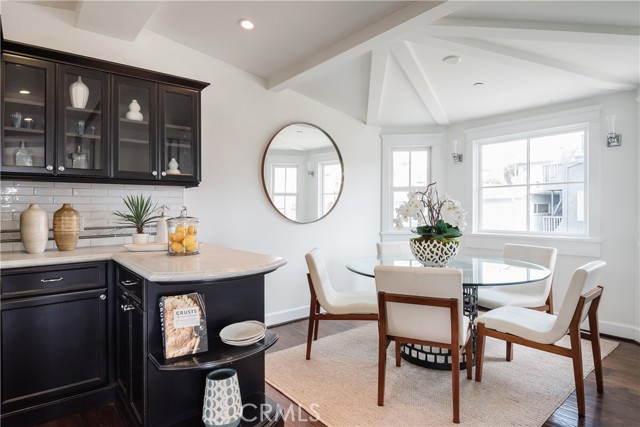 3213 Manhattan Avenue, Manhattan Beach, California 90266, 3 Bedrooms Bedrooms, ,3 BathroomsBathrooms,Residential,Sold,Manhattan,SB21049996