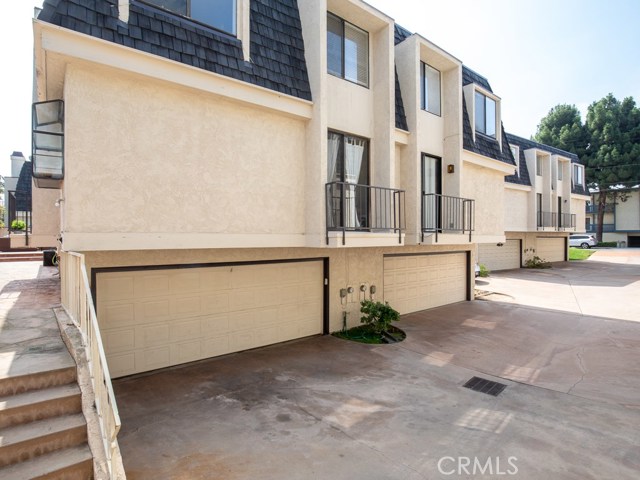 2115 Farrell Avenue, Redondo Beach, California 90278, 3 Bedrooms Bedrooms, ,1 BathroomBathrooms,Residential,Sold,Farrell,SB18148131
