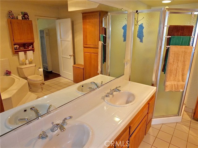 2605 182nd Place, Redondo Beach, California 90278, 2 Bedrooms Bedrooms, ,1 BathroomBathrooms,Residential,Sold,182nd,PW19189131