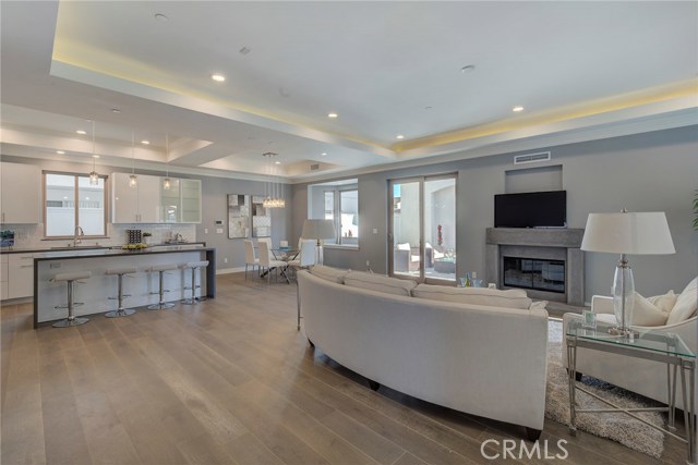 1802 Pullman Lane, Redondo Beach, California 90278, 4 Bedrooms Bedrooms, ,3 BathroomsBathrooms,Residential,Sold,Pullman,PV18085908