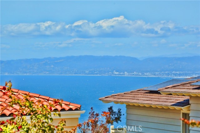 2209 Via Guadalana, Palos Verdes Estates, California 90274, 5 Bedrooms Bedrooms, ,3 BathroomsBathrooms,Residential,Sold,Via Guadalana,PV17156248