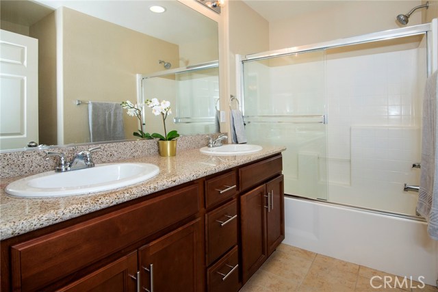 3 Bed Home for Sale in Van Nuys, California