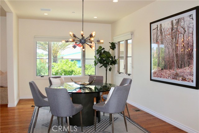 314 Avenue D, Redondo Beach, California 90277, 5 Bedrooms Bedrooms, ,5 BathroomsBathrooms,Residential,Sold,Avenue D,SB20083856