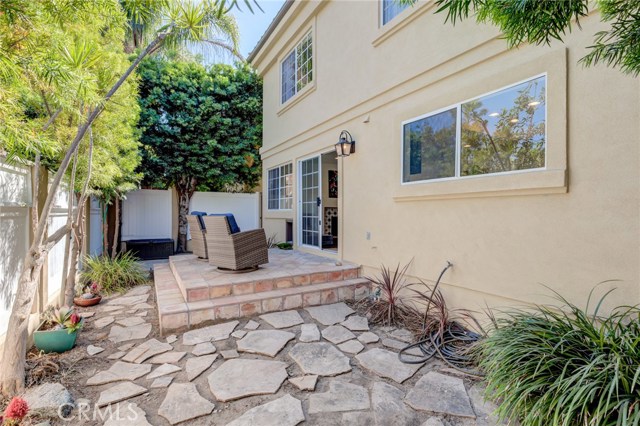 716 Lucia Avenue, Redondo Beach, California 90277, 3 Bedrooms Bedrooms, ,2 BathroomsBathrooms,Residential,Sold,Lucia,PV20207865