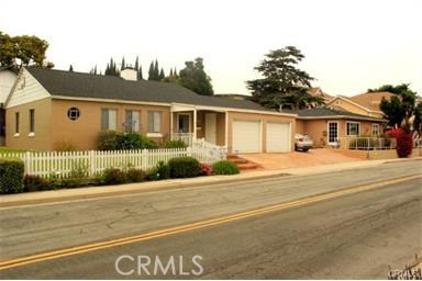 1301 Harkness Lane, Redondo Beach, California 90278, ,Residential Income,Sold,Harkness,SB17068893