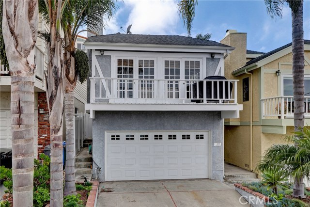 1709 Stanford Avenue, Redondo Beach, California 90278, 3 Bedrooms Bedrooms, ,2 BathroomsBathrooms,Residential,Sold,Stanford,SB19047031
