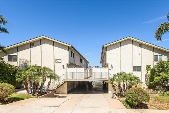 1911 Mathews Avenue, Redondo Beach, California 90278, 2 Bedrooms Bedrooms, ,2 BathroomsBathrooms,Residential,Sold,Mathews,PV18226538