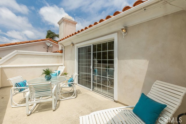 2620 Voorhees Avenue, Redondo Beach, California 90278, 3 Bedrooms Bedrooms, ,2 BathroomsBathrooms,Residential,Sold,Voorhees,SB21105057