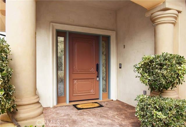 Jimmy Powers created this elegant front porch and entryway!
