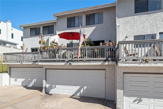 2109 Clark Lane, Redondo Beach, California 90278, 3 Bedrooms Bedrooms, ,3 BathroomsBathrooms,Residential,Sold,Clark,SB21030840