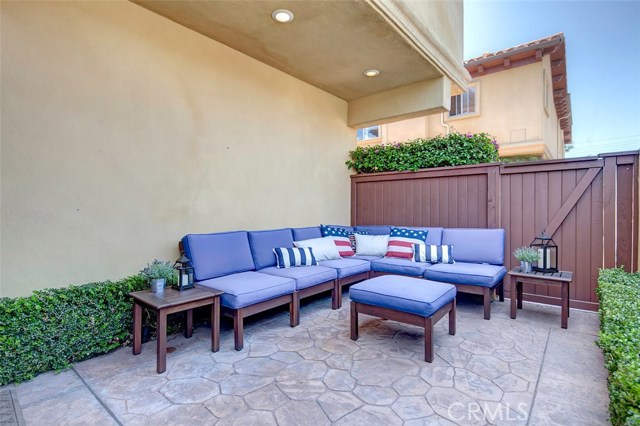 511 N Maria Avenue, Redondo Beach, California 90277, 4 Bedrooms Bedrooms, ,2 BathroomsBathrooms,Residential,Sold,N Maria,SB17103016