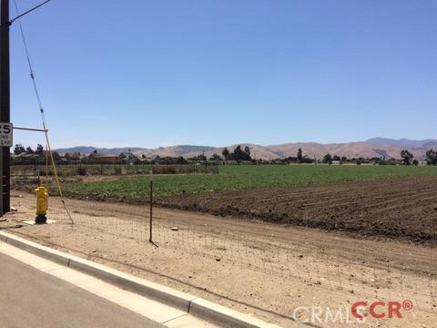 Apple, Greenfield, CA, 93927 Apple
