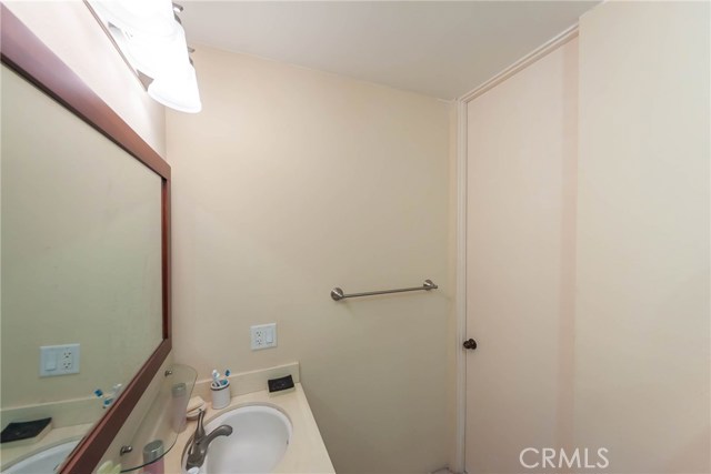 6542 Ocean Crest Drive, Rancho Palos Verdes, California 90275, 2 Bedrooms Bedrooms, ,2 BathroomsBathrooms,Residential,Sold,Ocean Crest,SB17094288