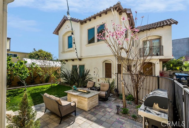 2006 Bataan Road, Redondo Beach, California 90278, 4 Bedrooms Bedrooms, ,2 BathroomsBathrooms,Residential,Sold,Bataan,PV18076568