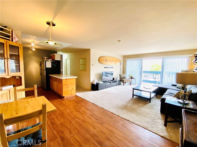 601 Prospect Avenue, Redondo Beach, California 90277, 2 Bedrooms Bedrooms, ,2 BathroomsBathrooms,Residential,Sold,Prospect,SB20189333