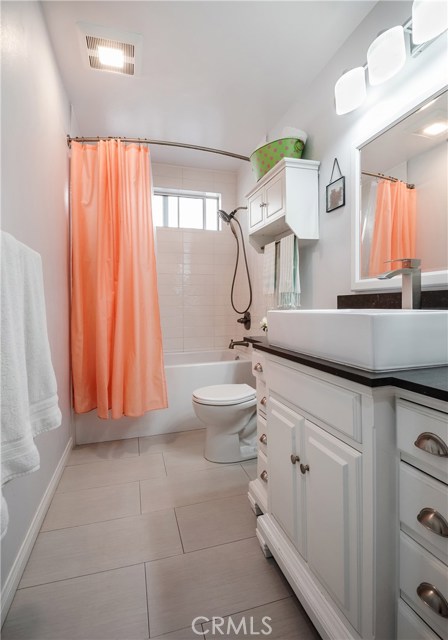 1510 Harper Avenue, Redondo Beach, California 90278, 4 Bedrooms Bedrooms, ,3 BathroomsBathrooms,Residential,Sold,Harper,SB20094082