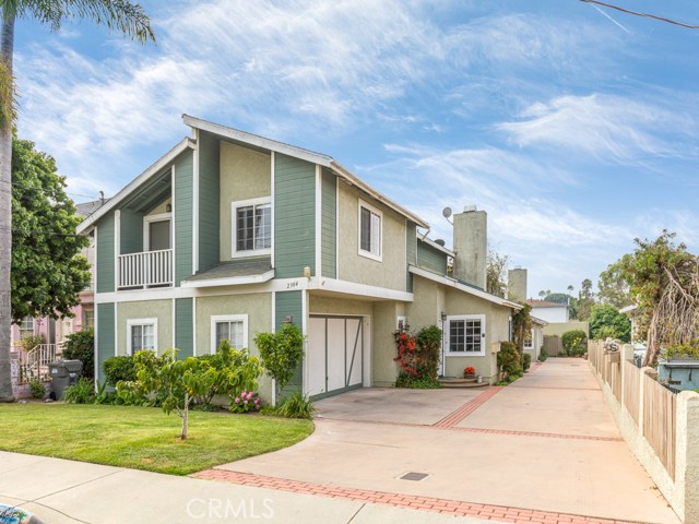 2304 Clark Lane, Redondo Beach, California 90278, 3 Bedrooms Bedrooms, ,2 BathroomsBathrooms,Residential,Sold,Clark,SB19167104