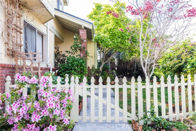 1810 Pullman Lane, Redondo Beach, California 90278, 4 Bedrooms Bedrooms, ,2 BathroomsBathrooms,Residential,Sold,Pullman,SB19032295