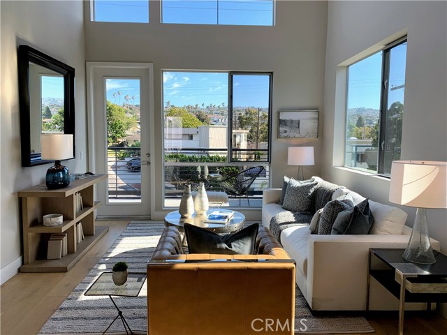 1920 Pacific Coast Highway, Redondo Beach, California 90277, 2 Bedrooms Bedrooms, ,2 BathroomsBathrooms,Residential,Sold,Pacific Coast Highway,OC19201172