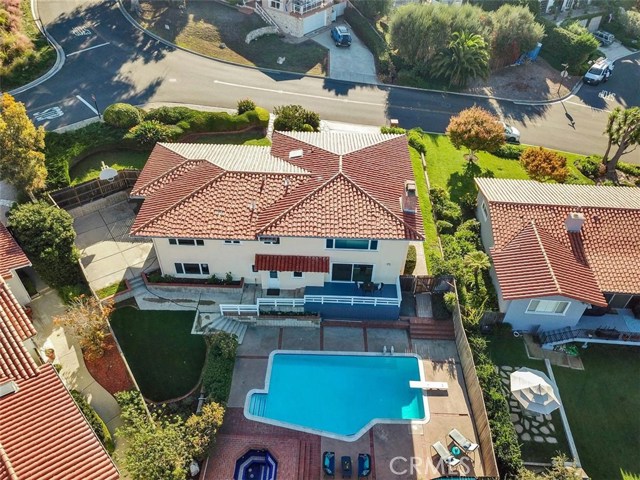 1033 Via Zumaya, Palos Verdes Estates, California 90274, 3 Bedrooms Bedrooms, ,3 BathroomsBathrooms,Residential,Sold,Via Zumaya,PV20225368