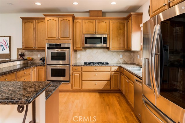 204 Irena Avenue, Redondo Beach, California 90277, 3 Bedrooms Bedrooms, ,2 BathroomsBathrooms,Residential,Sold,Irena,SB19198333