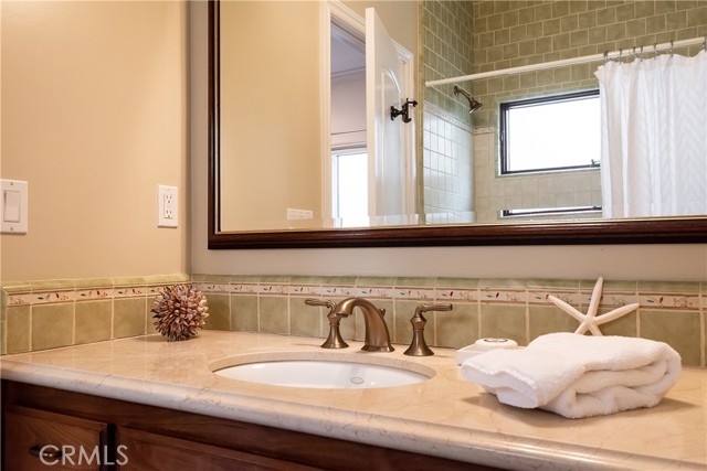 319 24th Street, Manhattan Beach, California 90266, 3 Bedrooms Bedrooms, ,3 BathroomsBathrooms,Residential,Sold,24th,SB21092556