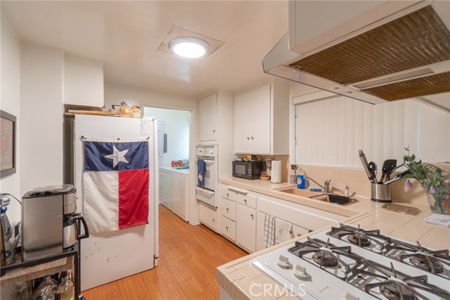 Downstairs Kitchen to Laundry Room