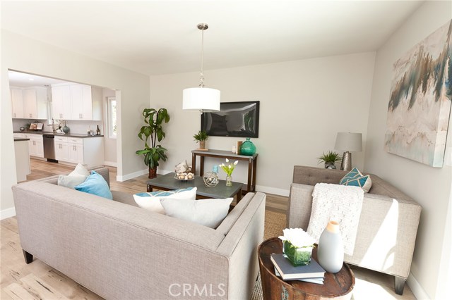 326 Prospect Avenue, Redondo Beach, California 90277, 3 Bedrooms Bedrooms, ,2 BathroomsBathrooms,Residential,Sold,Prospect,OC17090576