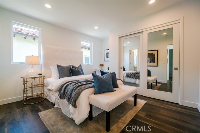 Upstairs bedroom with bath