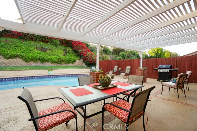 27815 Montereina Drive, Rancho Palos Verdes, California 90275, 3 Bedrooms Bedrooms, ,2 BathroomsBathrooms,Residential,Sold,Montereina,PV17222511