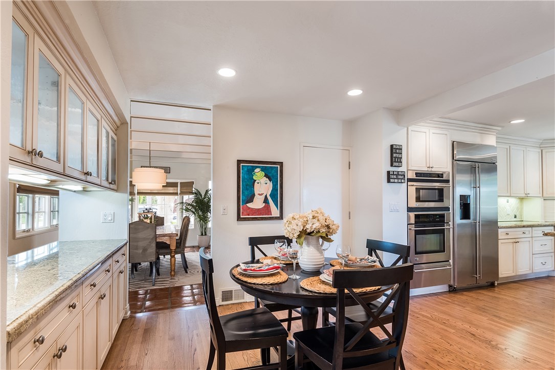 Nook/Dining Room