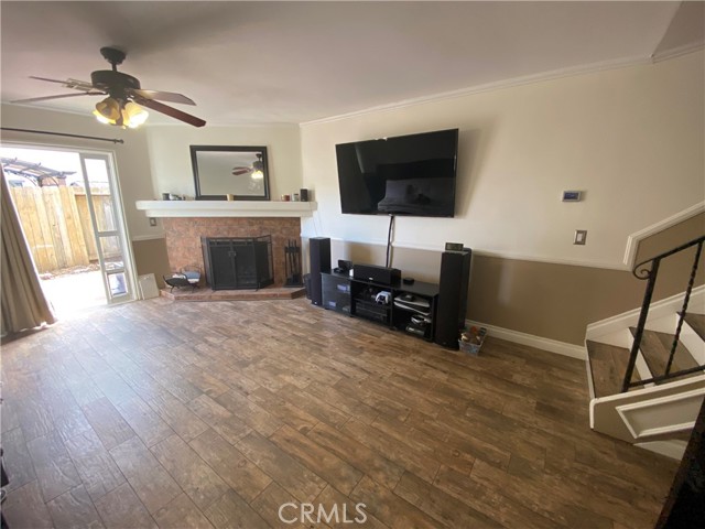 feature listing property photo