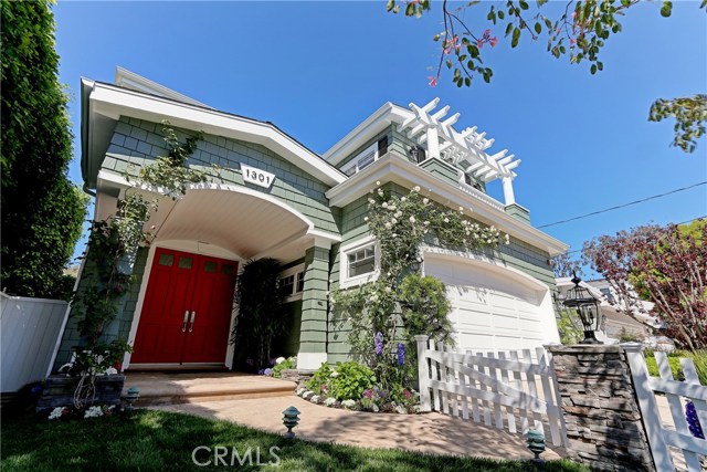 1301 Pine Avenue, Manhattan Beach, California 90266, 5 Bedrooms Bedrooms, ,4 BathroomsBathrooms,Residential,Sold,Pine,SB18040314