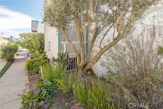 620 The Village, Redondo Beach, California 90277, 1 Bedroom Bedrooms, ,1 BathroomBathrooms,Residential,Sold,The Village,SB17035321