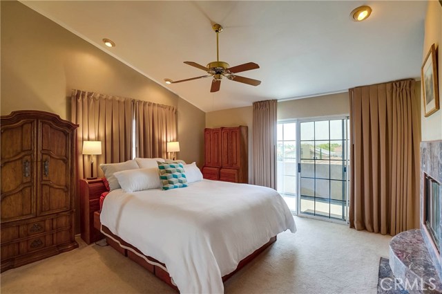 2412 Ives Lane, Redondo Beach, California 90278, 3 Bedrooms Bedrooms, ,2 BathroomsBathrooms,Residential,Sold,Ives,SB20100706