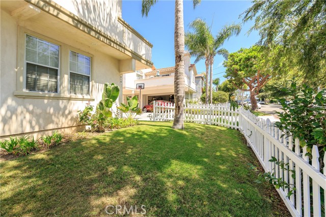 516 Francisca Avenue, Redondo Beach, California 90277, 4 Bedrooms Bedrooms, ,2 BathroomsBathrooms,Residential,Sold,Francisca,SB19199727