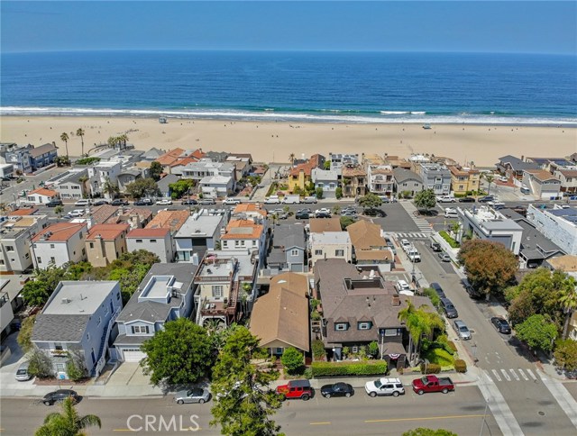 2309 Manhattan Avenue, Hermosa Beach, California 90254, 3 Bedrooms Bedrooms, ,2 BathroomsBathrooms,Residential,Sold,Manhattan,SB20128043