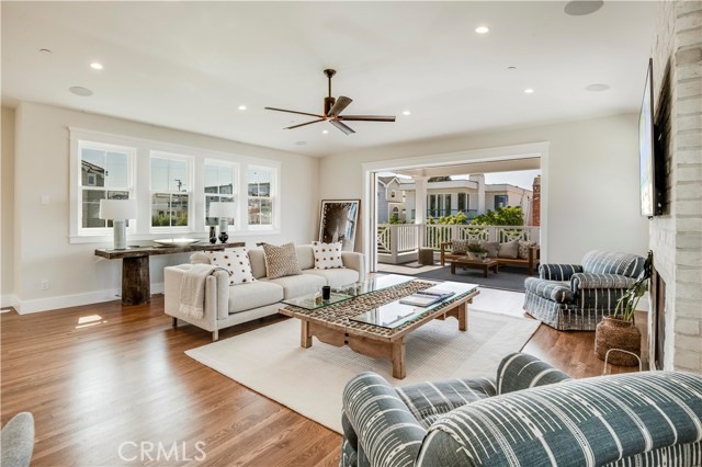 424 1st Street, Manhattan Beach, California 90266, 5 Bedrooms Bedrooms, ,4 BathroomsBathrooms,Residential,Sold,1st,SB19151992