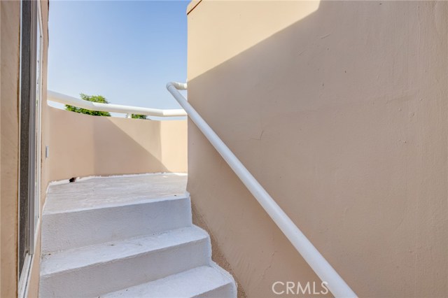 1852 Trudie Drive, Rancho Palos Verdes, California 90275, 3 Bedrooms Bedrooms, ,2 BathroomsBathrooms,Residential,Sold,Trudie,PV20227512