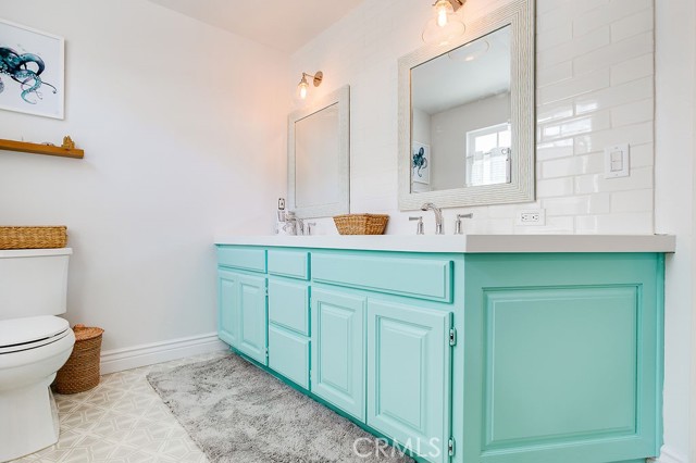 464 35th Street, Manhattan Beach, California 90266, 4 Bedrooms Bedrooms, ,3 BathroomsBathrooms,Residential,Sold,35th,SB21164733