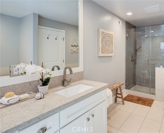 3528 Maple Avenue, Manhattan Beach, California 90266, 3 Bedrooms Bedrooms, ,2 BathroomsBathrooms,Residential,Sold,Maple,SB18217502