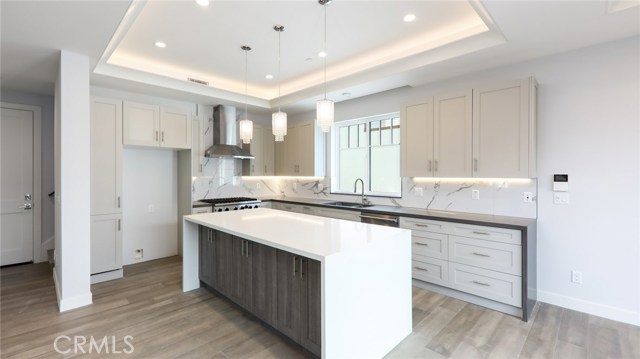 1917 Farrell Avenue, Redondo Beach, California 90278, 4 Bedrooms Bedrooms, ,3 BathroomsBathrooms,Residential,Sold,Farrell,PV20259127