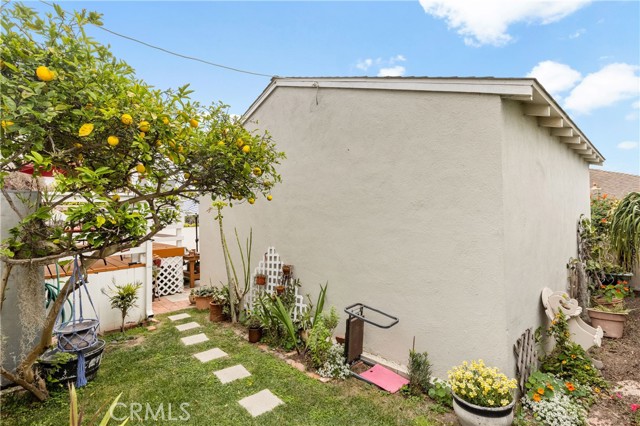 1032 8th Place, Hermosa Beach, California 90254, 3 Bedrooms Bedrooms, ,2 BathroomsBathrooms,Residential,Sold,8th,SB21083232