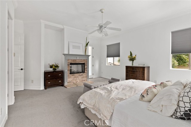 952 15th Street, Hermosa Beach, California 90254, 4 Bedrooms Bedrooms, ,3 BathroomsBathrooms,Residential,Sold,15th,SB20106766